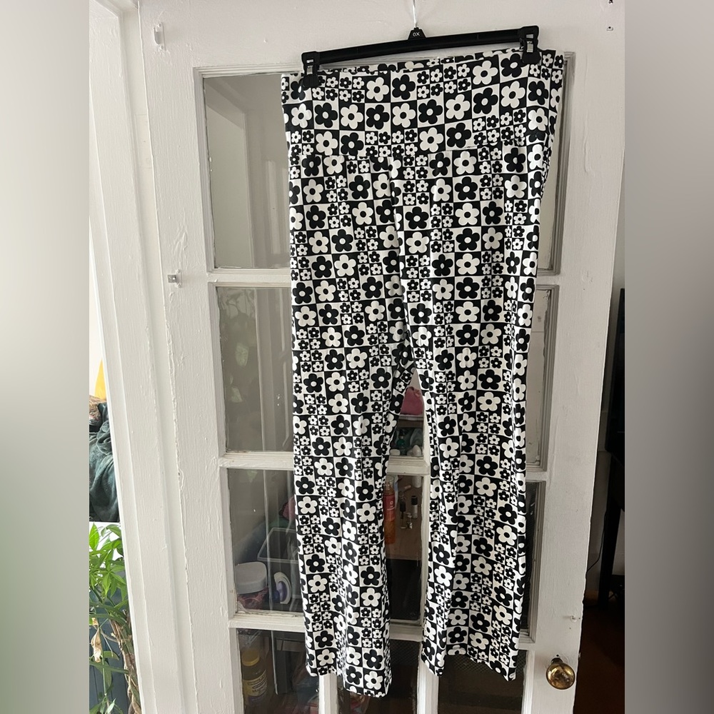 Black and White 70s Inspired Floral Print Flared Pants